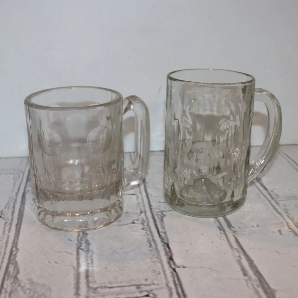 🍺 Vintage Glass Beer Mugs · Set of 2 · 4.5